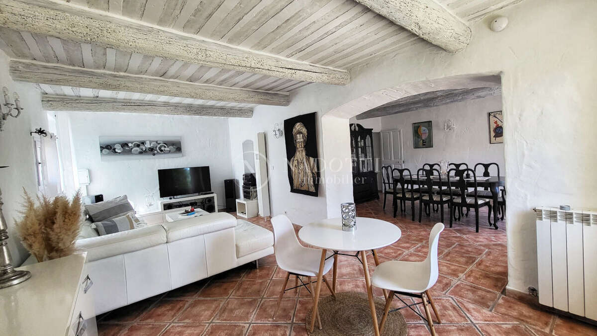 Maison à MAZAN