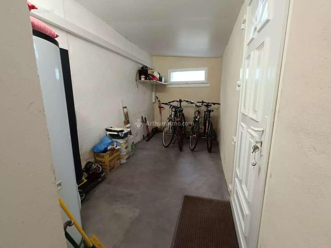 Maison divisée en deux appartements T2 et T4 - photo 10