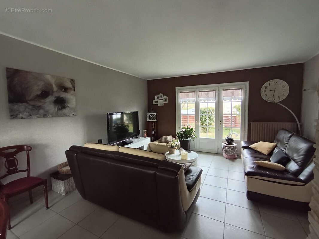 Maison de 125m² avec Piscine 4 - Maison à SAINT-JUST-EN-CHAUSSEE