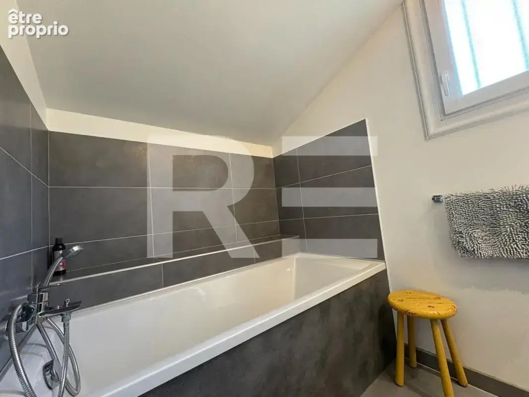 Villa 4 chambres 140m² - photo 8