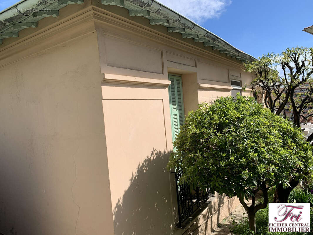 Appartement à MENTON