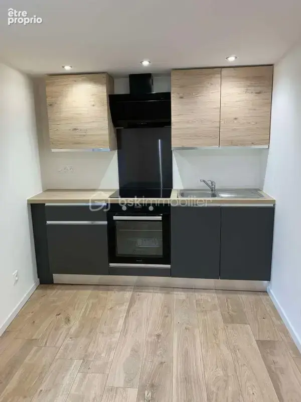 Immeuble  3 logements + garage – Partiellement rénové - photo 7
