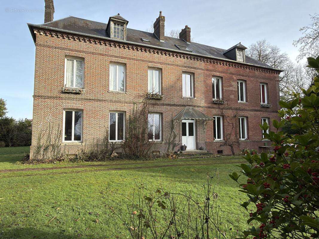 Demeure de caractère Yvetot 10 pièces 305 m² - photo 8