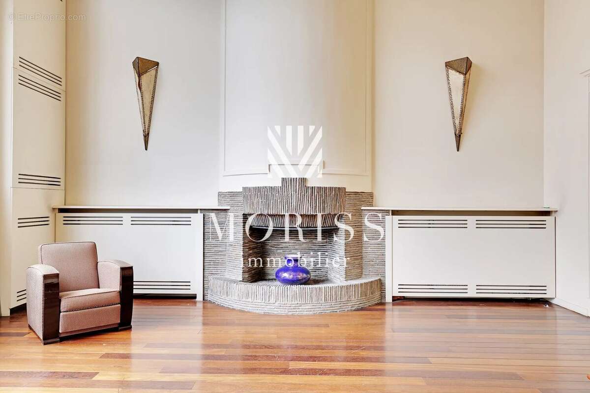 Appartement à PARIS-17E