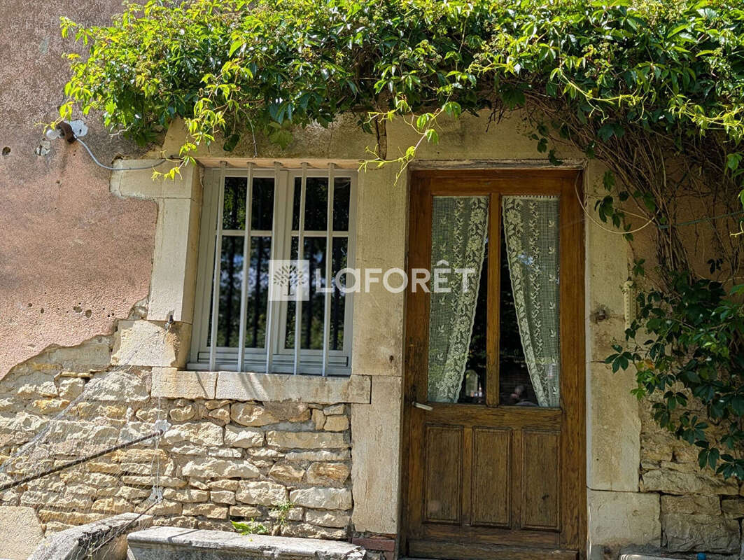 Maison à JALLERANGE