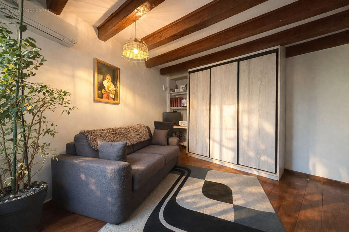 Maison à CONDRIEU