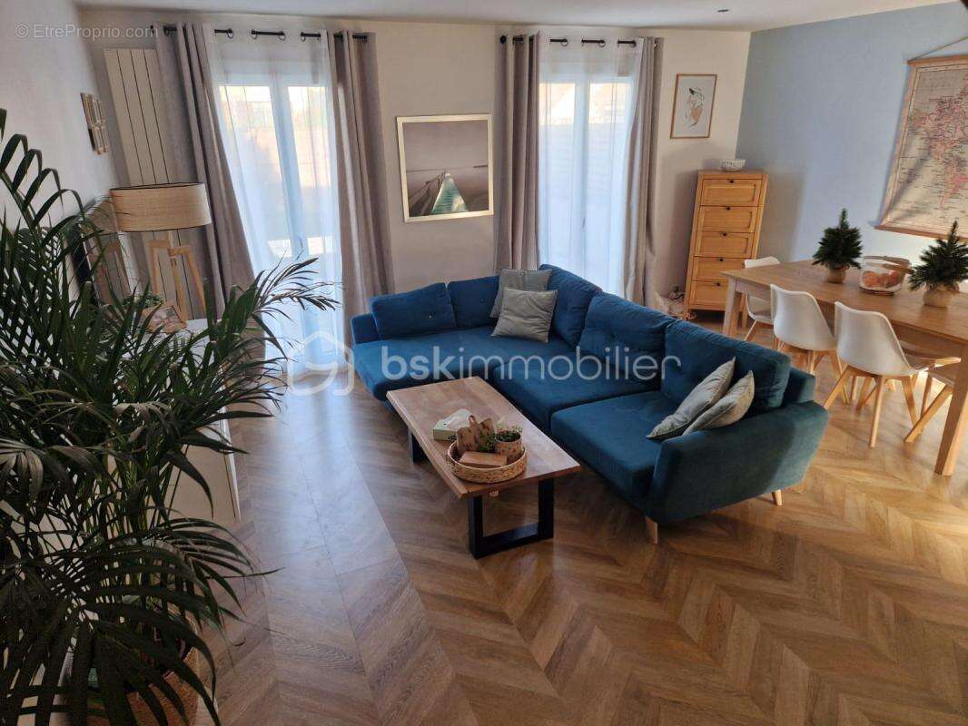 Maison à CLAYE-SOUILLY