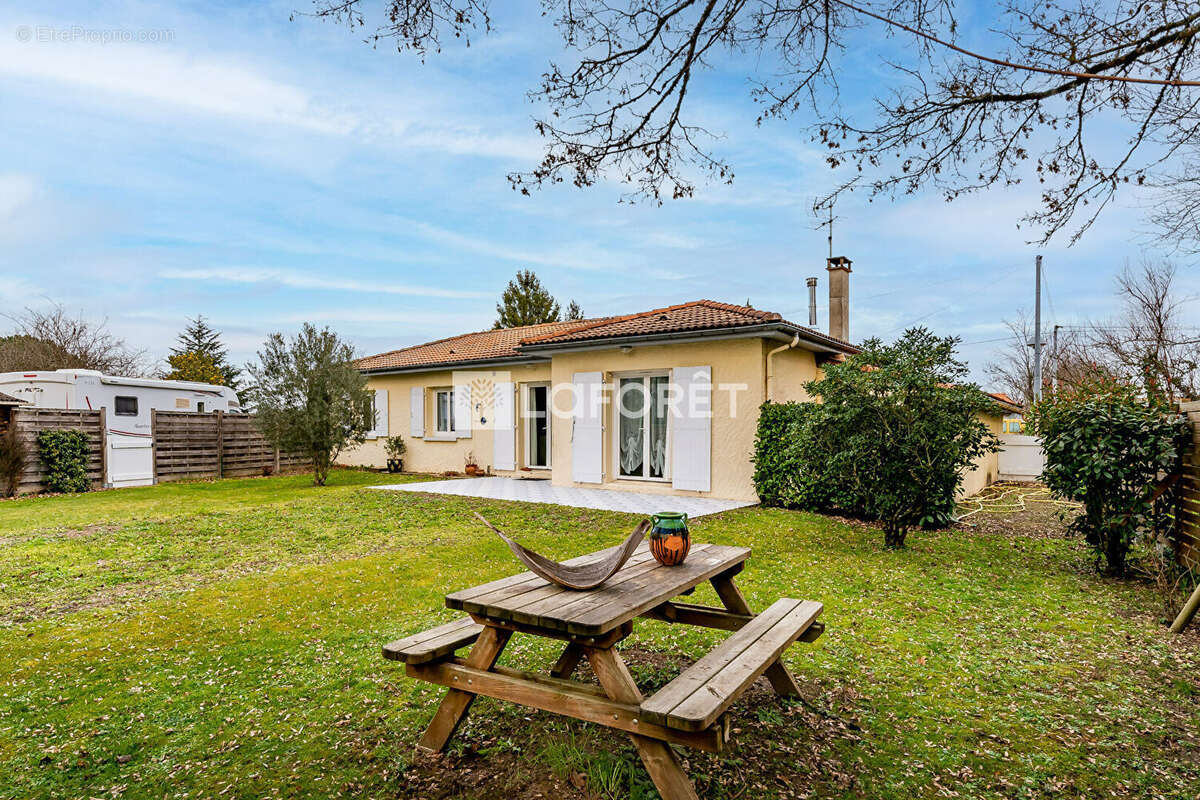 Maison à LUGON-ET-L'ILE-DU-CARNAY