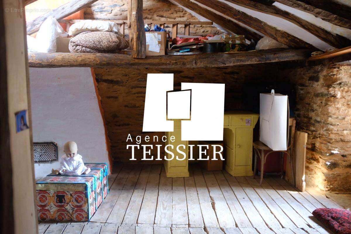 Maison à PONTEILS-ET-BRESIS