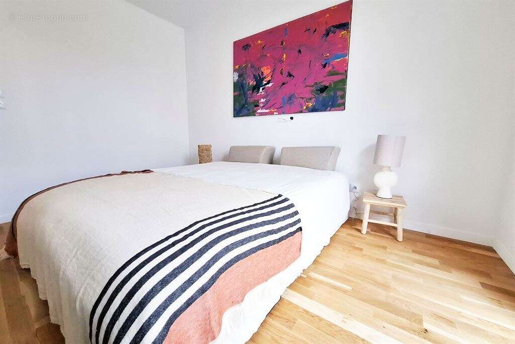 Appartement à SAINT-CYR-SUR-LOIRE