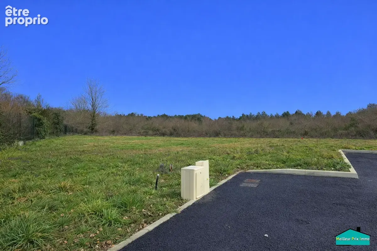 Terrain à LA MARNE