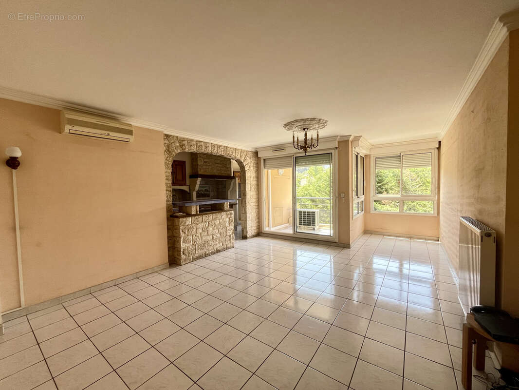 Appartement à AUBAGNE