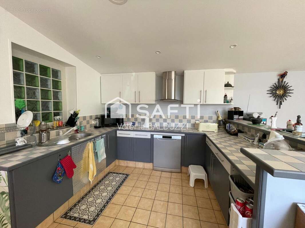 Maison 139 m² à Nogent-L'artaud  - photo 4