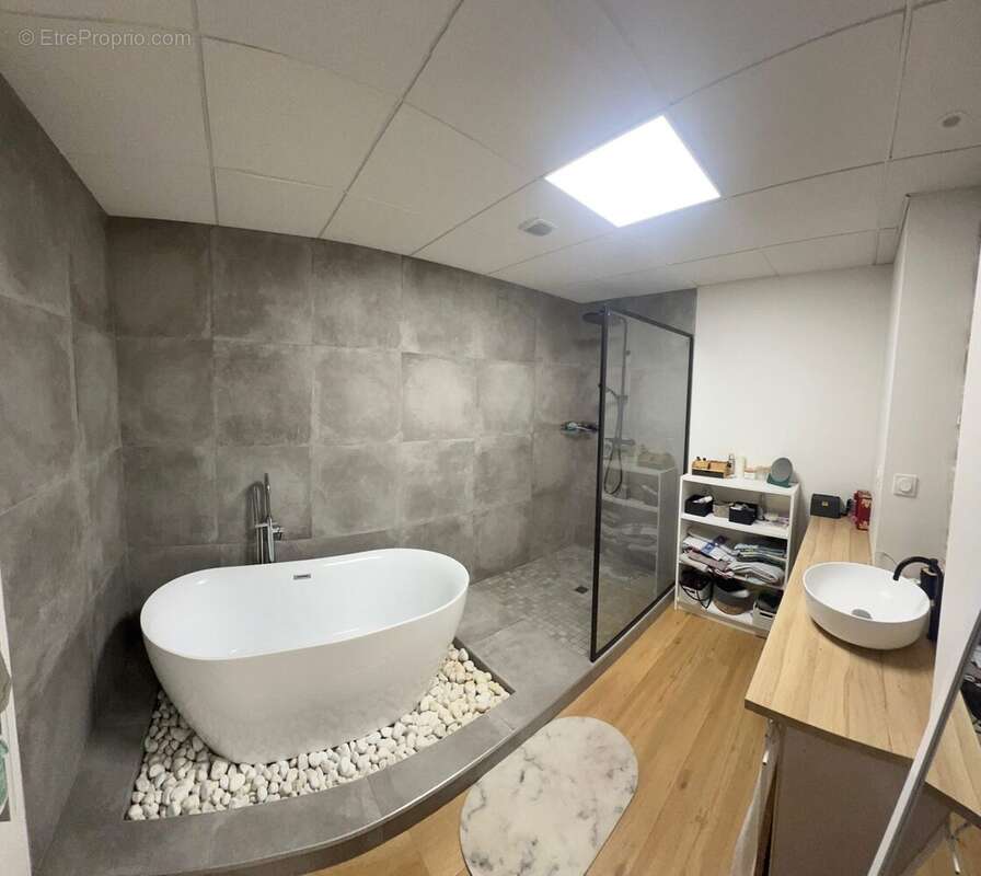 Appartement à SAINT-MARCELLIN-EN-FOREZ