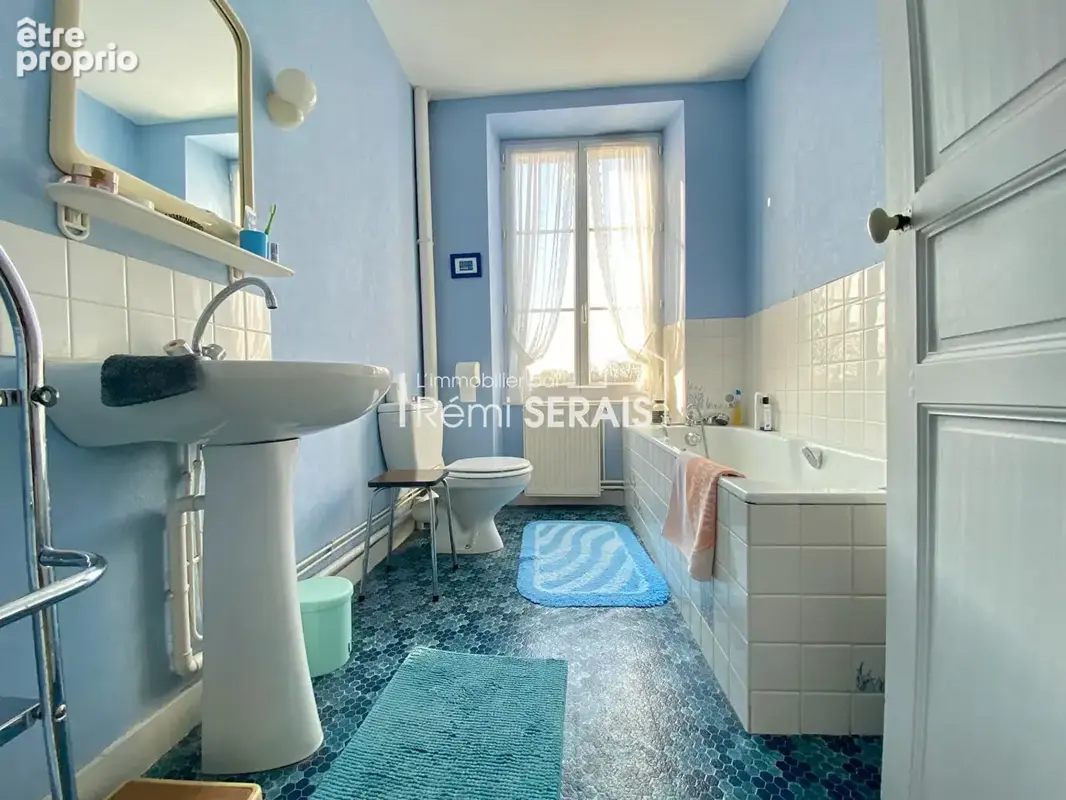 Propriété de caractère avec dépendances à vendre - photo 8