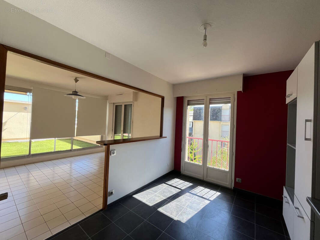 Appartement à ARGENTON-SUR-CREUSE