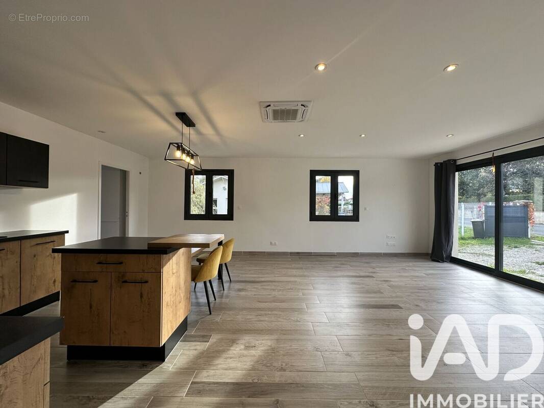 Photo 1 - Maison à VILLENEUVE-SUR-LOT