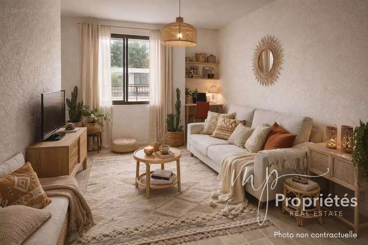 Appartement à BORMES-LES-MIMOSAS