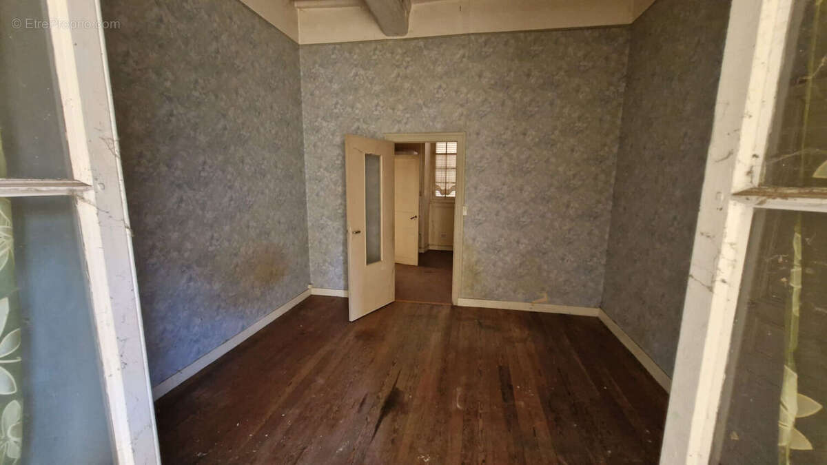 Appartement à CHARLIEU