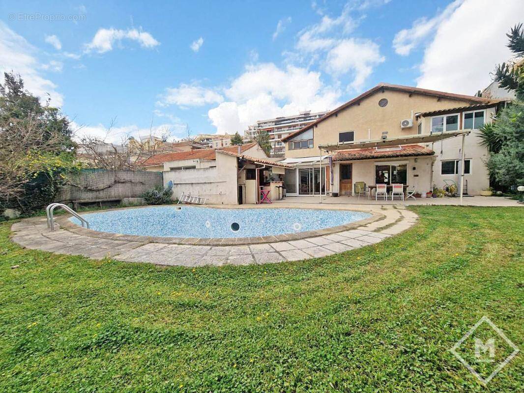 Maison à MARSEILLE-13E