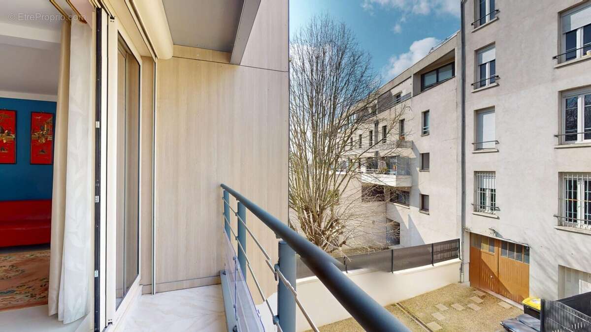 Appartement à LA COURNEUVE