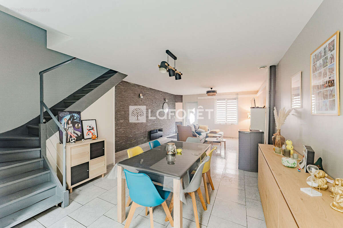 Maison à COURCHELETTES