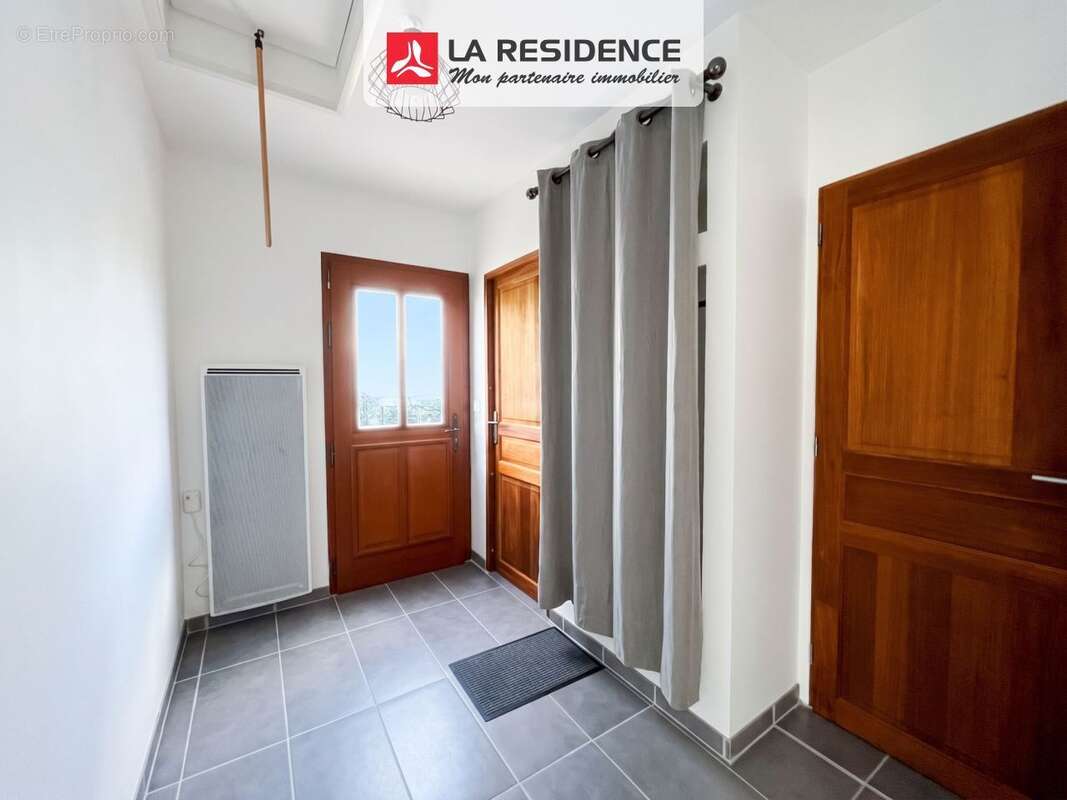 Maison 60 m² à Saint-Ouen-L'aumone  - photo 6
