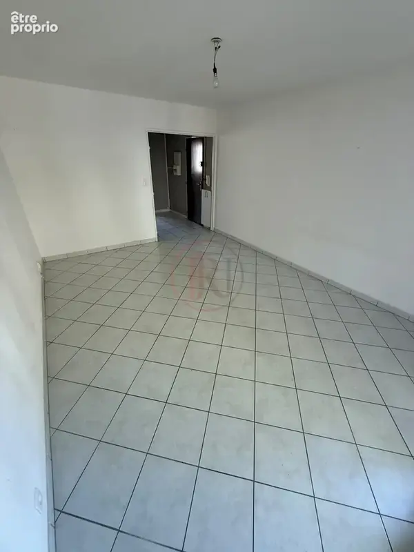 Appartement de 65m2 avec balcon et garage - photo 2