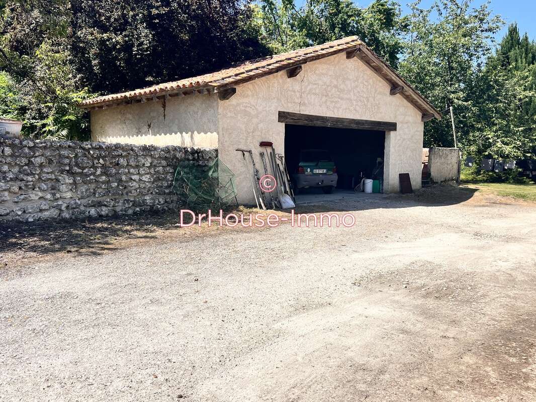 Maison à SAINT-MARTIN-DE-RIBERAC