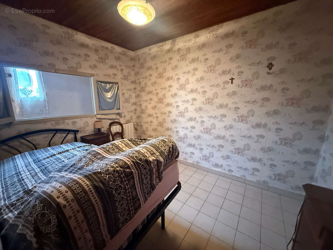 Maison à SAINT-GILLES