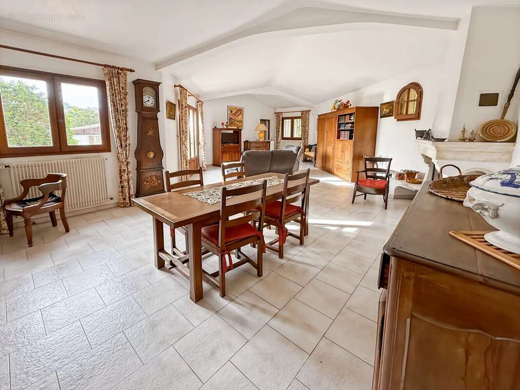 Maison à LA COLLE-SUR-LOUP