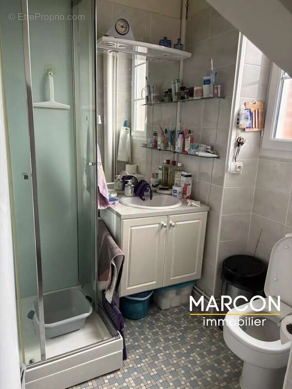 Maison à SAINT-GEORGES-LES-LANDES