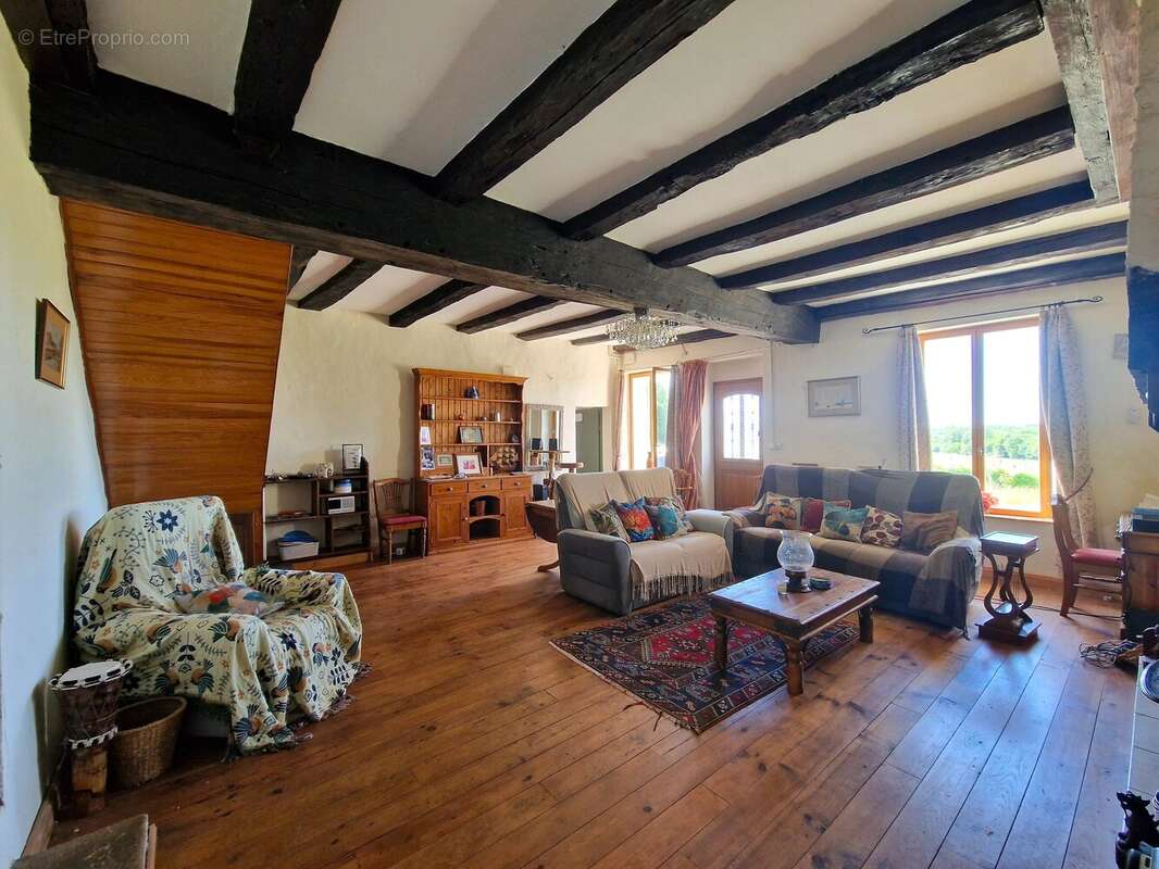 Maison à SAUVETERRE-DE-GUYENNE