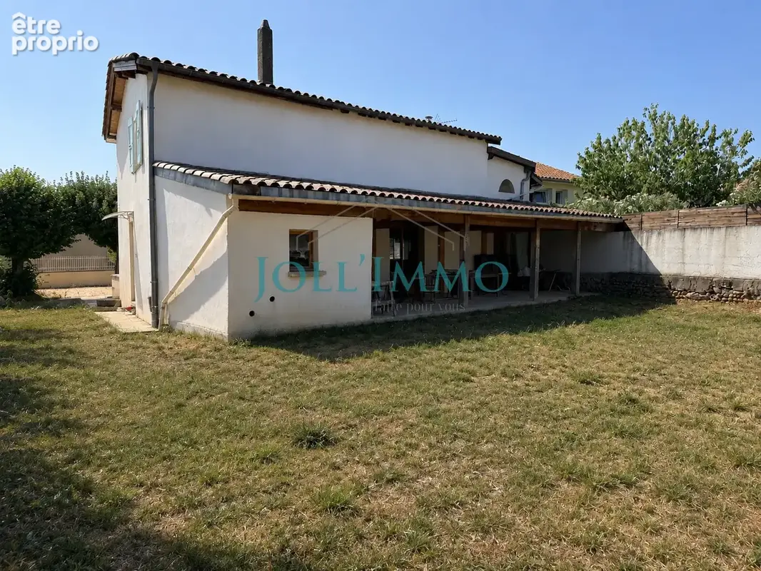 Roussillon   maison de 160 m2 avec dépendance de 90 m2 sur 807m2 de terrain - photo 11
