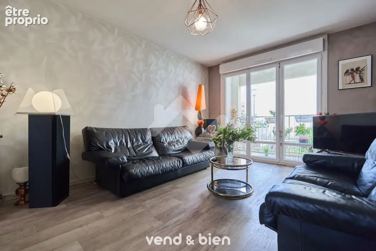 Appartement 5 pièces 96 m² à vendre à Reims (51100) - photo 8