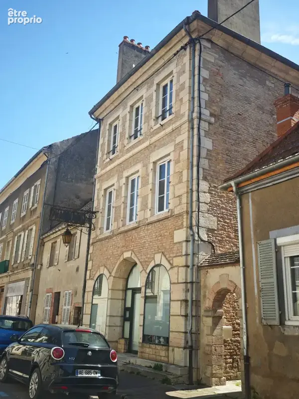 Maison à AUXONNE
