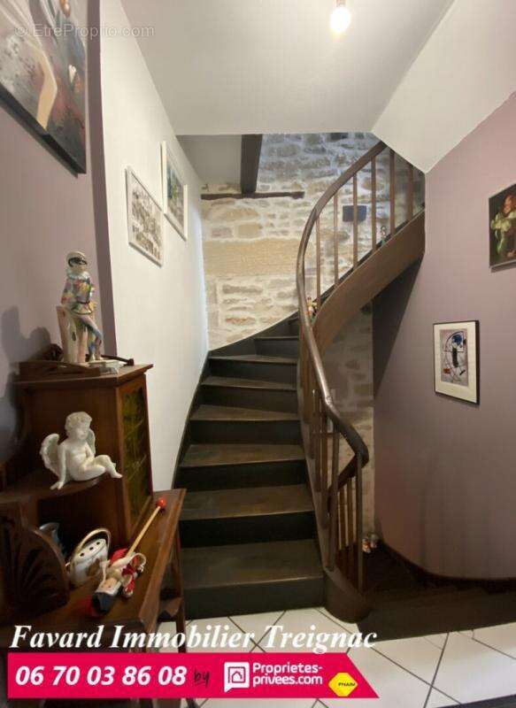 Maison à TREIGNAC