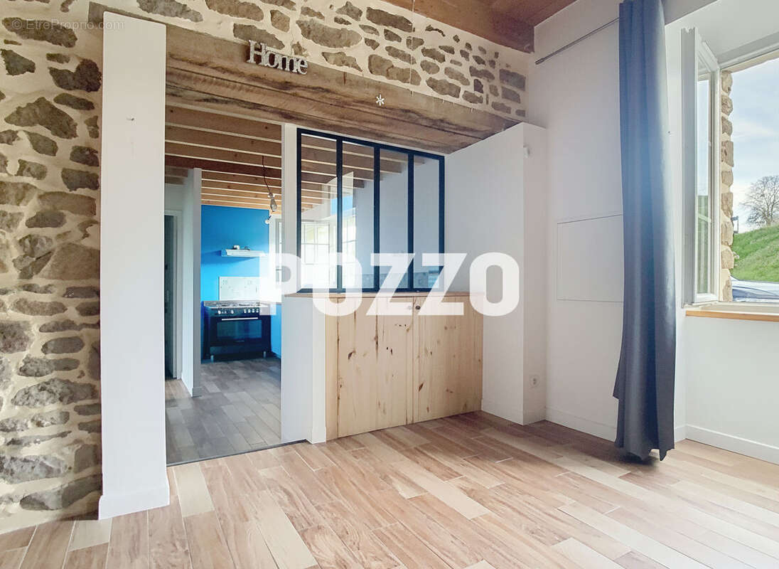 Maison à ROZ-SUR-COUESNON