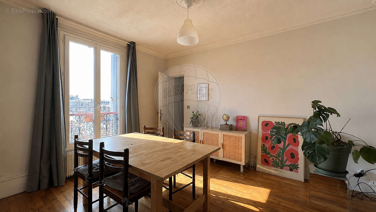 Appartement à PARIS-11E