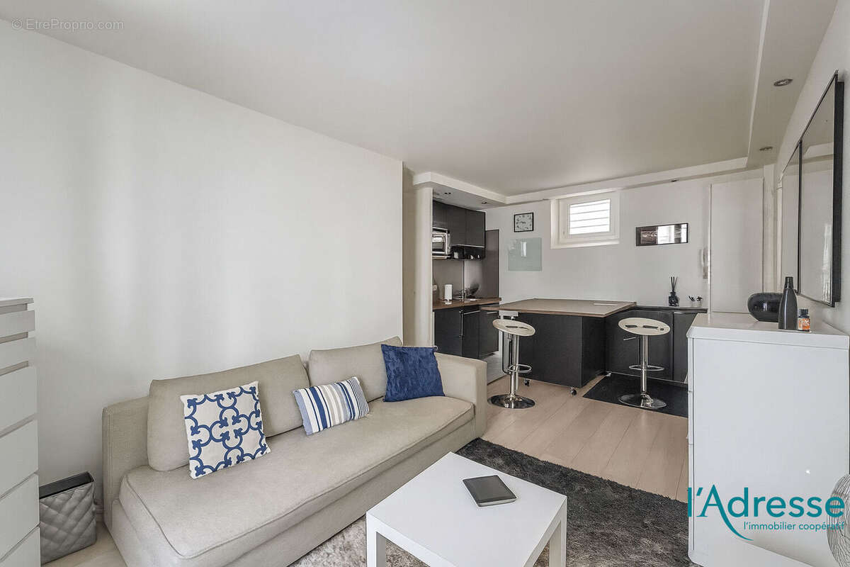 Appartement à PARIS-11E