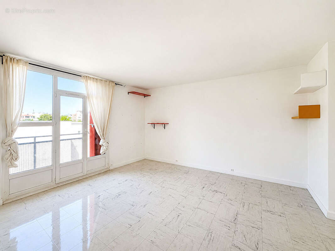 Appartement à ROSNY-SOUS-BOIS