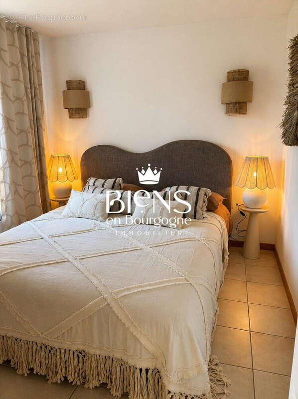 Appartement à LEVERNOIS