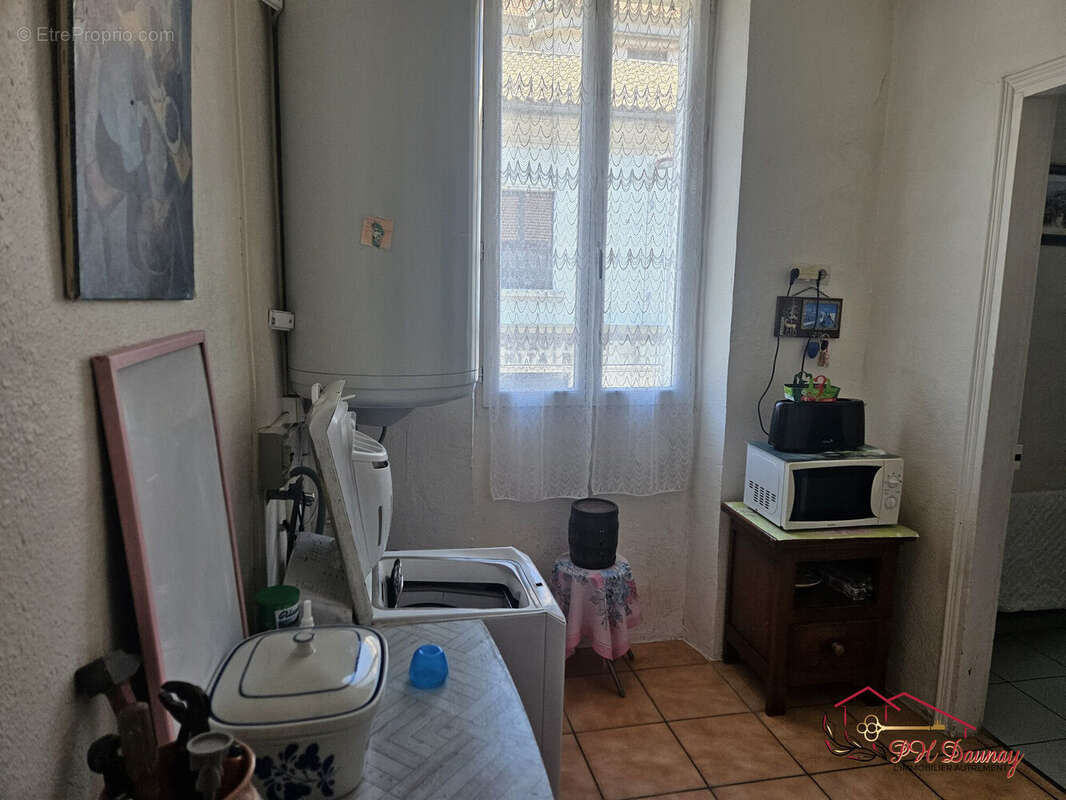 Appartement à LES SALLES-DU-GARDON