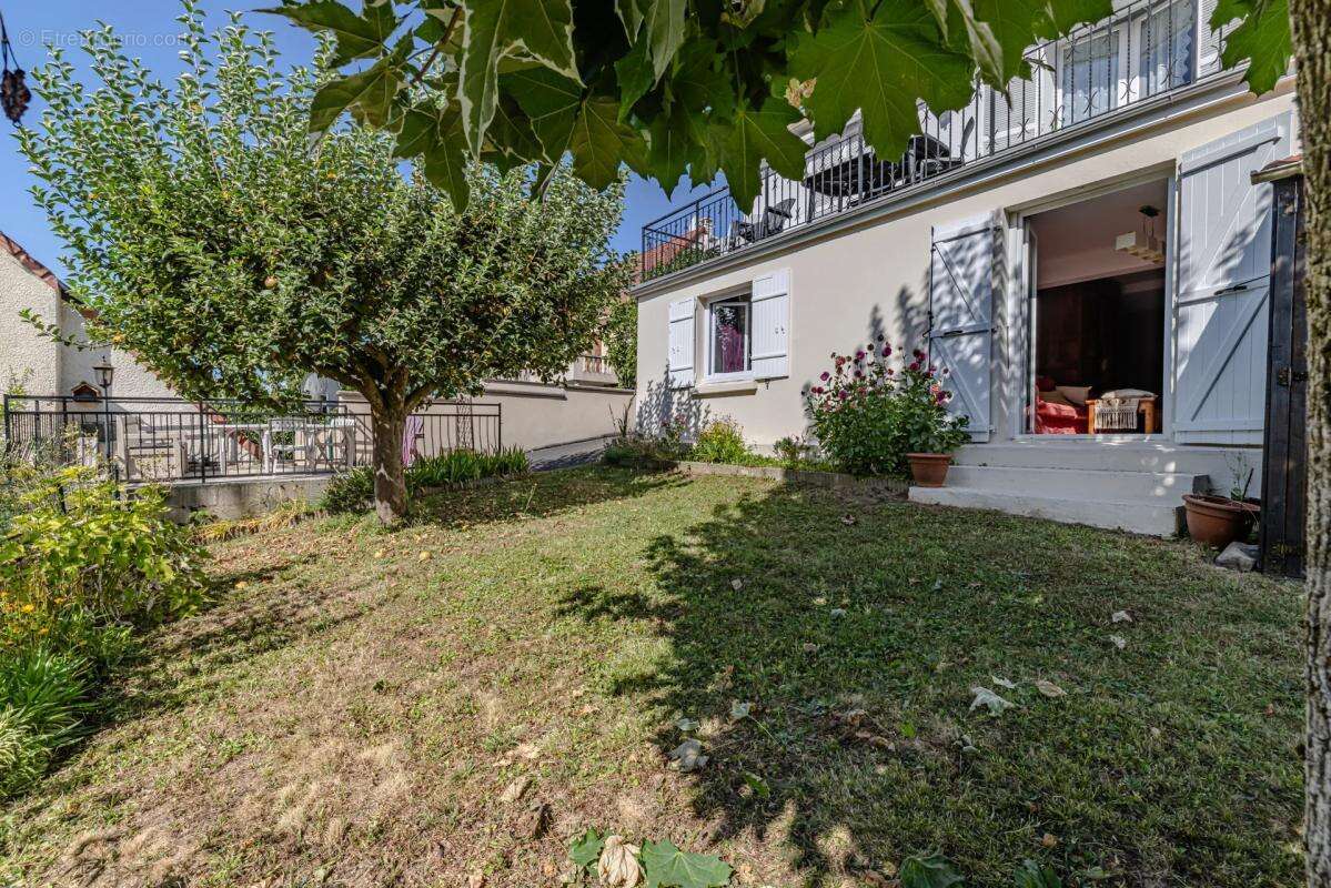 Appartement à FOSSES