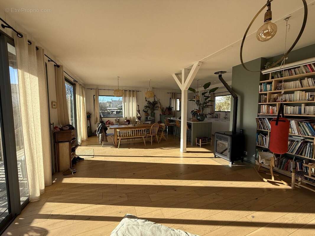 Maison à FRONTIGNAN