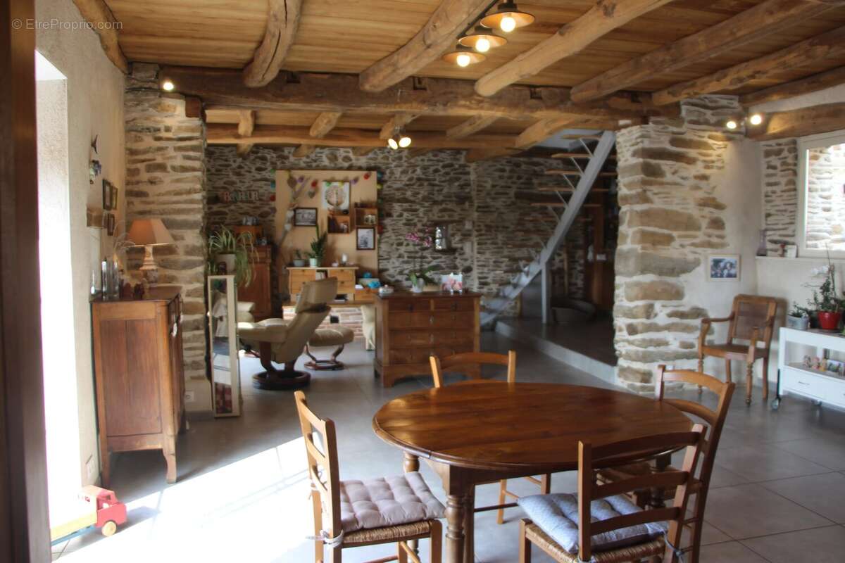 Charmante maison restaurée avec vue - photo 3
