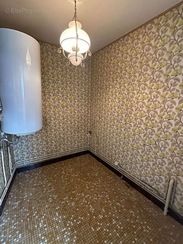 Maison à COZES