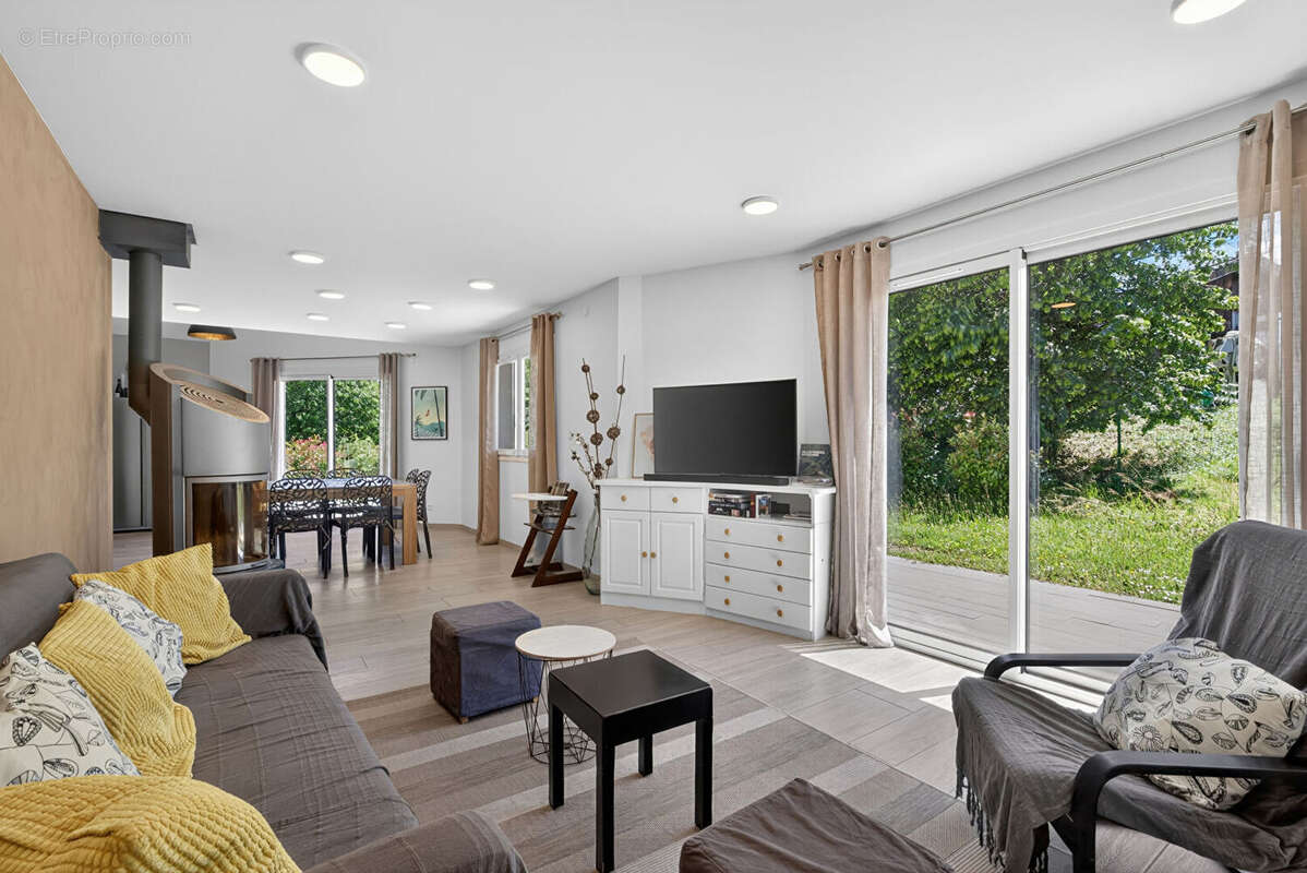 SEYNOD - Exclusivité - Maison avec T1 Bis indépendant - photo 3