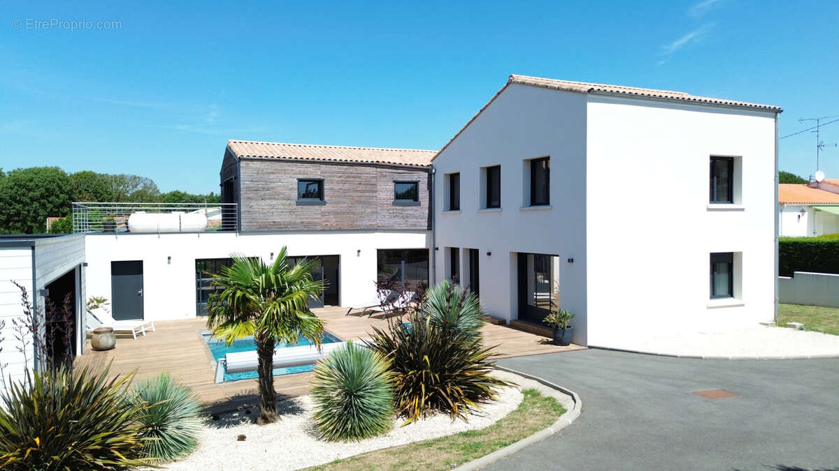 Maison à SAINT-PALAIS-SUR-MER