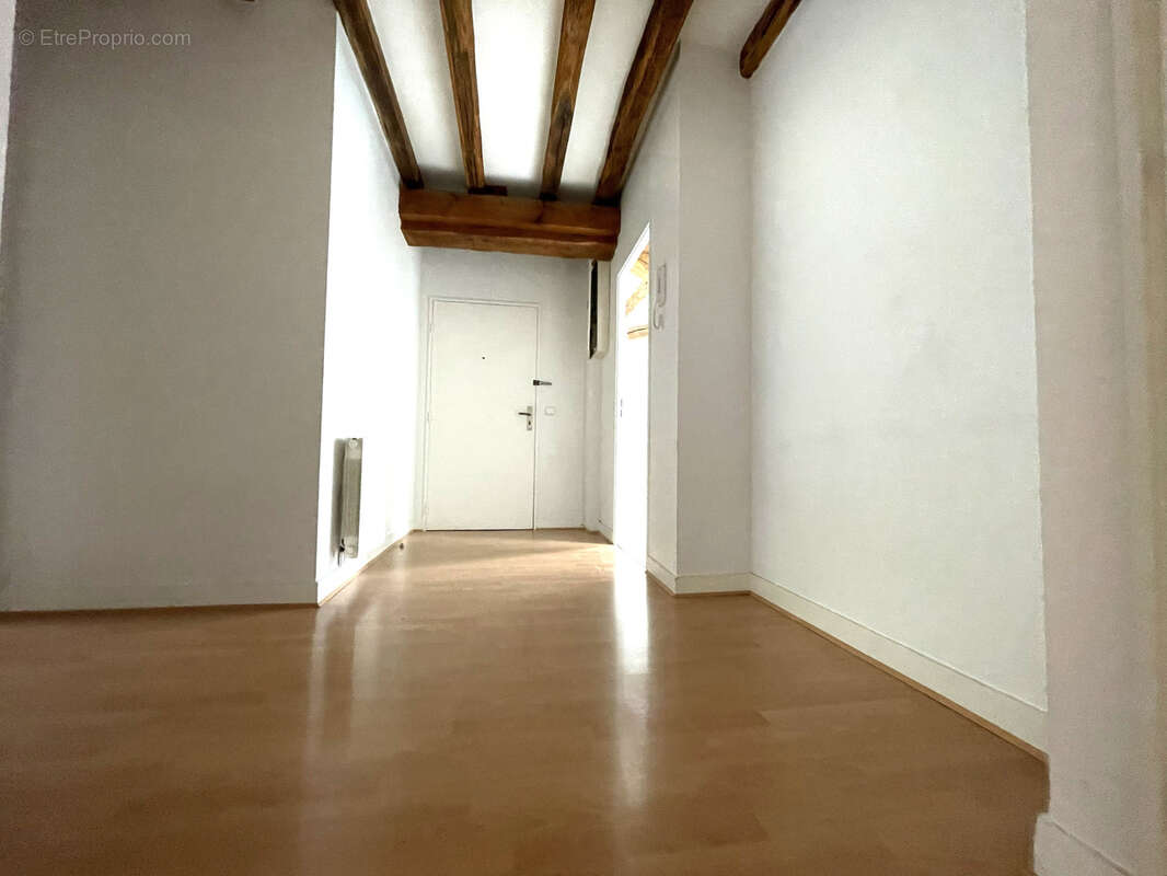Appartement type 4 quartier cathedrale - photo 5